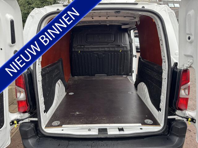 Toyota PROACE CITY 1.5 D-4D Navigator Long 3.PERSOONS|PDC|CARPLAY
