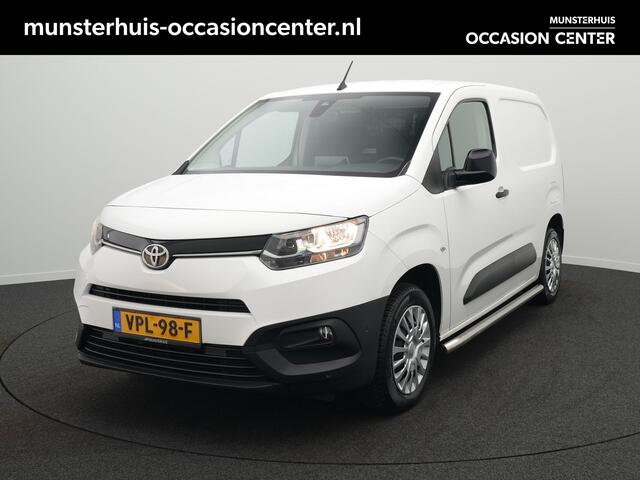 Toyota PROACE CITY 1.5 D-4D Live - Trekhaak - All Seasonbanden
