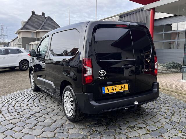 Toyota PROACE CITY 1.2 Turbo Prof | Trekhaak | 3 Pers. | Carplay | Camera | PDC V+A | All-in rijklaarprijs