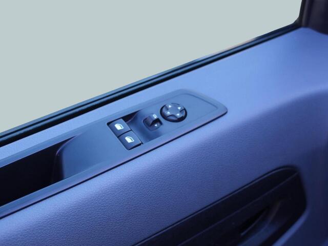 Toyota PROACE Long Worker Automaat Navi 2.0 D-4D Live Toyota PROACE Worker 2.0 D-4D Live