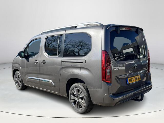 Toyota PROACE CITY Verso 1.2 Turbo Dynamic Long 7p. Automaat | Carplay | Trekhaak | Parkeercamera | Stoelverwarming |