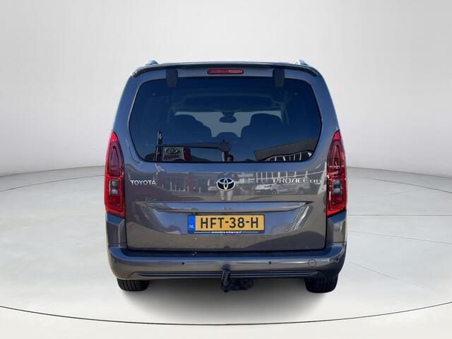 Toyota PROACE CITY Verso 1.2 Turbo Dynamic Long 7p. Automaat | Carplay | Trekhaak | Parkeercamera | Stoelverwarming |
