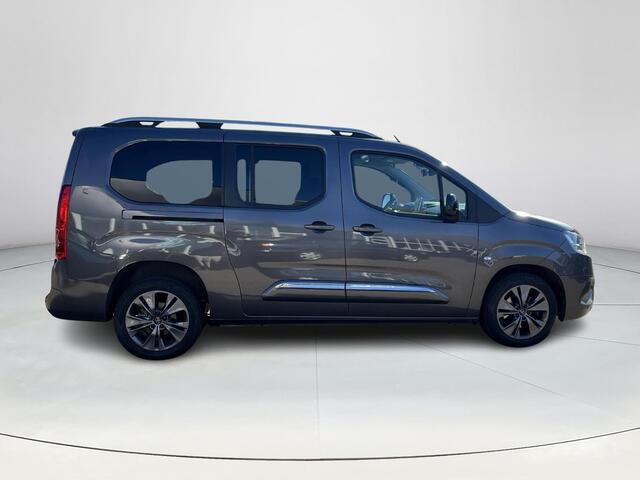Toyota PROACE CITY Verso 1.2 Turbo Dynamic Long 7p. Automaat | Carplay | Trekhaak | Parkeercamera | Stoelverwarming |