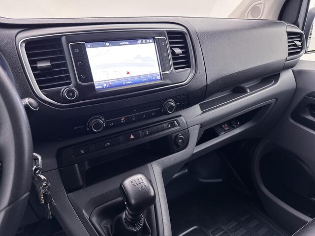 Toyota PROACE Worker 2.0 D-4D Navigator Long Trekhaak Navigatie Achteruitrijcamera Betimmering Cruise Control