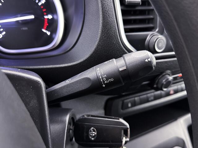 Toyota PROACE Worker 2.0 D-4D Navigator Long Trekhaak Navigatie Achteruitrijcamera Betimmering Cruise Control