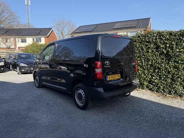 Toyota PROACE 2.0 D-4D Cool Comfort | Airco | Elekt. Ramen | Trekhaak | 3 ZIts | 1e Eigenaar! | Nieuwe APK