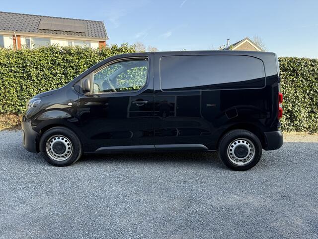 Toyota PROACE 2.0 D-4D Cool Comfort | Airco | Elekt. Ramen | Trekhaak | 3 ZIts | 1e Eigenaar! | Nieuwe APK