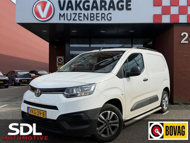 Toyota PROACE CITY 1.5 D-4D Cool Comfort // AIRCO // TREKHAAK // PARKEER SENSOREN // CRUISE CONTROL //