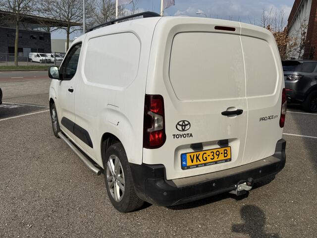 Toyota PROACE CITY 1.5 D-4D Cool Comfort // AIRCO // TREKHAAK // PARKEER SENSOREN // CRUISE CONTROL //
