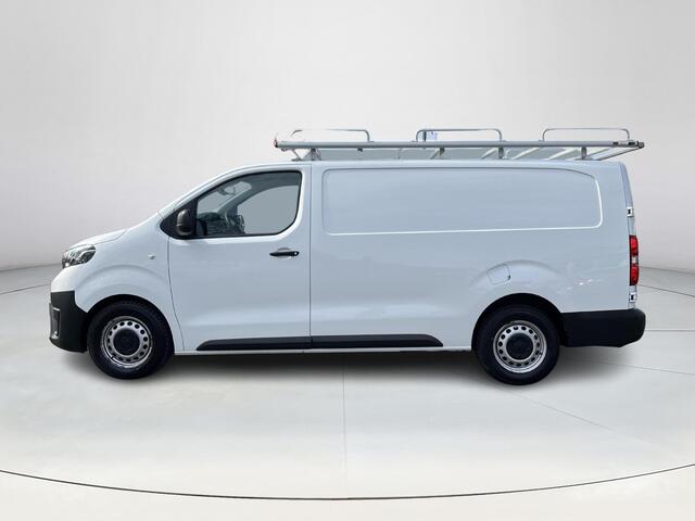 Toyota PROACE Worker 2.0 D-4D Navigator Long | Navigatie | Imperiaal | Trekhaak | Parkeersensoren achter |