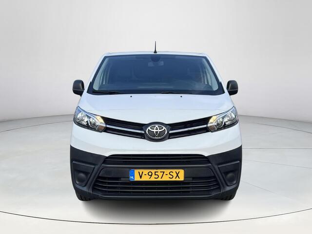 Toyota PROACE Worker 2.0 D-4D Navigator Long | Navigatie | Imperiaal | Trekhaak | Parkeersensoren achter |