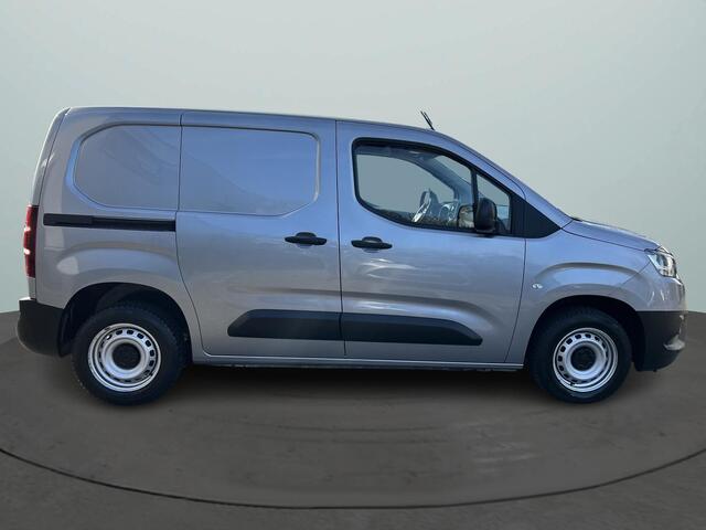 Toyota PROACE CITY 1.5 D-4D Live Airco / Trekhaak / Parkeersensoren / Navi via App