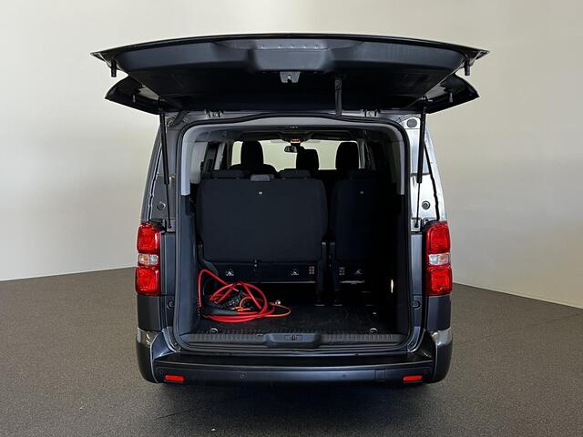 Toyota PROACE Electric Shuttle Long Extra Range Cool 75 kWh 9 pers. Navigatie Apple Carplay/Android Auto Parkeersensoren Cruise Control Lichtmetalen velgen Getinte ramen Airco