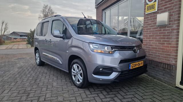 Toyota PROACE 1.2 Turbo Dynamic, Leder, 5 Zits, Navi