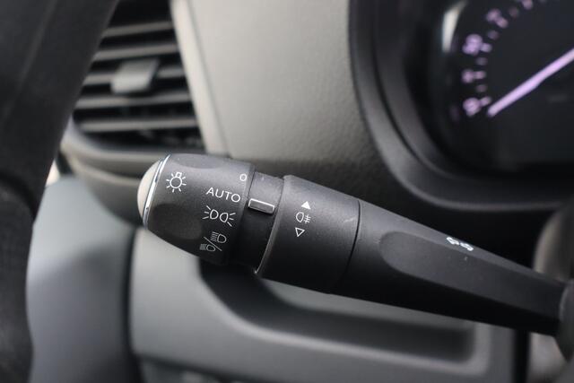 Toyota PROACE Worker 2.0 D-4D Navigator Long - NL- Auto!! Carplay I Trekhaak I Navi
