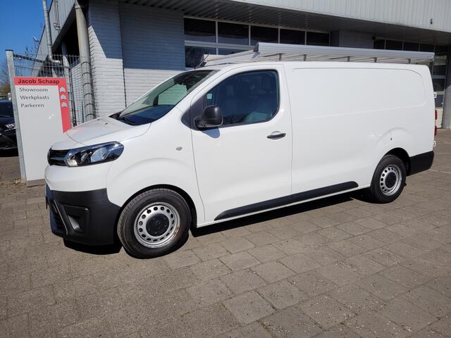 Toyota PROACE Worker 2.0 D-4D Navigator Long Airco | 2 zitter | Cruisecontrol | El.ramen | Central lock | Trekhaak | Imperial+rol