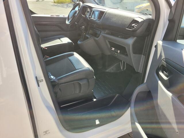 Toyota PROACE Worker 2.0 D-4D Navigator Long Airco | 2 zitter | Cruisecontrol | El.ramen | Central lock | Trekhaak | Imperial+rol
