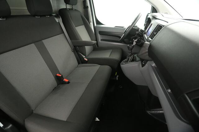Toyota PROACE Worker 2.0 L2H1 145PK Airco Cruise Carplay 3 Persoons Parkeersensoren Schuifdeur