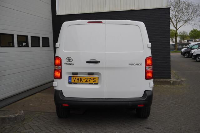 Toyota PROACE Worker 2.0 145PK L2 EURO 6 - Airco - Cruise - Navi - ¤17.499,- Excl.