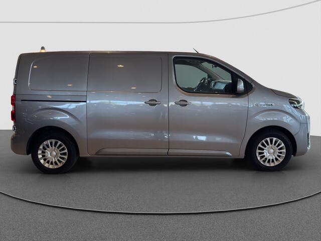 Toyota PROACE Electric Worker Professional Extra Range 75 kWh 330km actieradius | 1000kg trekgewicht | Snelladen | Navigatiesysteem |