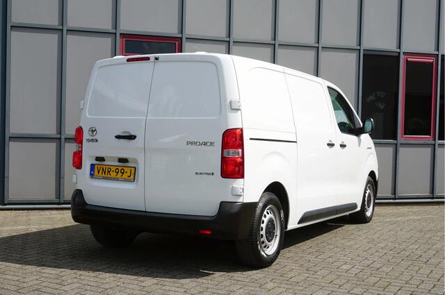 Toyota PROACE Electric Worker Limited 50kWh SOH 92%