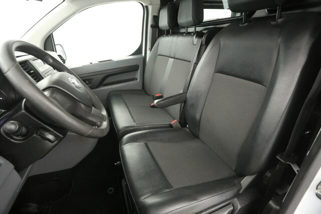 Toyota PROACE 1.5 D-4D L2H1 | MARGE! | Airco Camera Cruise 2xSchuifdeur 3 Persoons Imperiaal Trekhaak