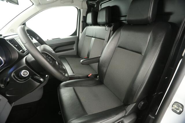 Toyota PROACE Electric Worker 75 kWh Extra Range Navigator L2H1 | GRATIS E-Step! | Elektrisch Automaat | EMISSIEVRIJE ZONE | Airco Camera Cruise Carplay Navi 3 Persoons