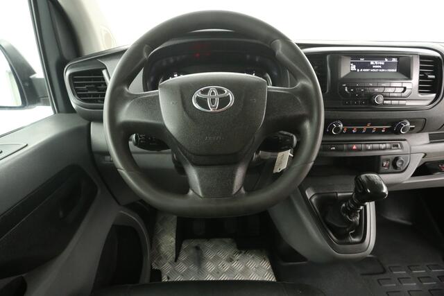 Toyota PROACE 1.5 D-4D L2H1 Airco Cruise Trekhaak 3 Persoons Stoelverwarming