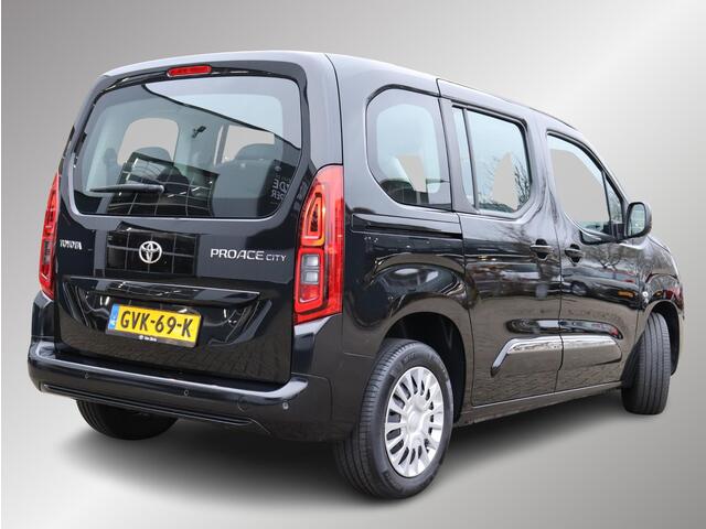 Toyota PROACE CITY Verso 1.2 Turbo Live 7-Persoons Apple Carplay, Android Auto, Cruise Control, Dealer onderhouden!