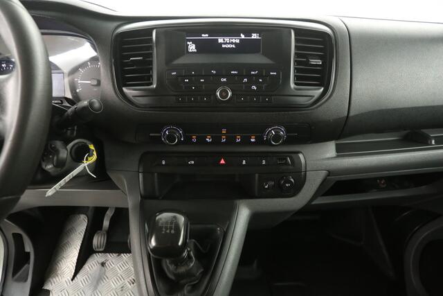 Toyota PROACE 1.5 D-4D L2H1 Airco Cruise Trekhaak 3 Persoons Stoelverwarming Elektrpakket