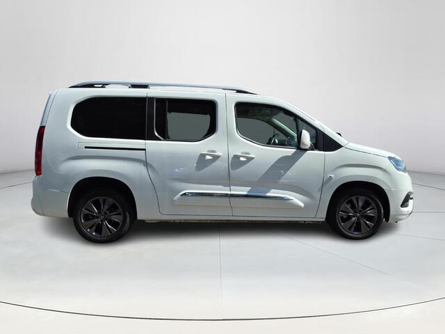 Toyota PROACE CITY Verso 1.2 Turbo Dynamic Long 7p. | Trekhaak | Carplay | Parkeersensoren | 17 inch LM-velgen |