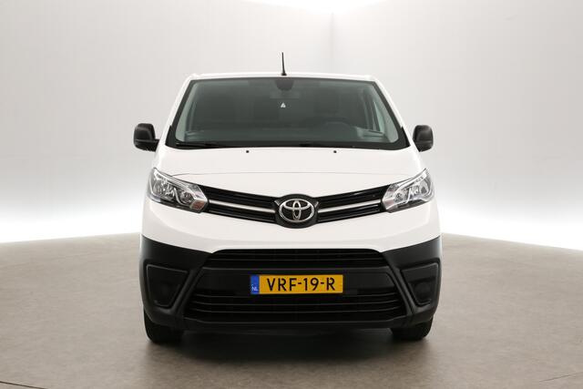 Toyota PROACE 2.0 D-4D L2H1 145PK Airco Cruise Carplay Parkeersensoren 3 Persoons Elektrpakket