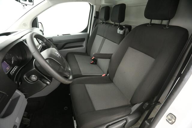 Toyota PROACE 2.0 D-4D L2H1 145PK Airco Cruise Carplay Parkeersensoren 3 Persoons Elektrpakket
