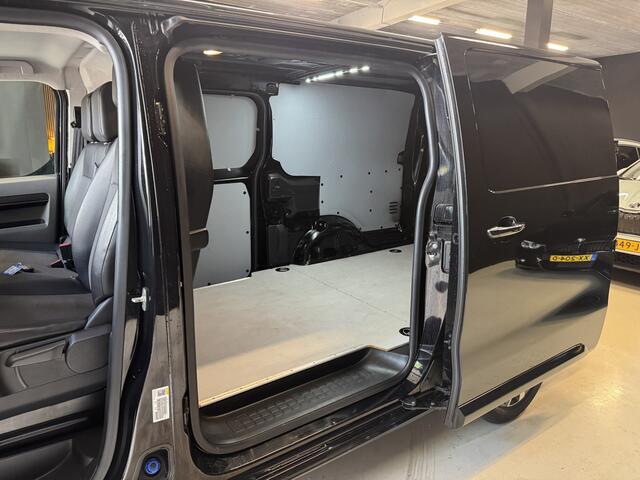 Toyota PROACE Worker 2.0 D-4D Professional Long 177pk Automaat | 2x elektr. schuifdeuren | Head-Up | Camera | Stoelverwarming | Dodehoek | 17'' LMV