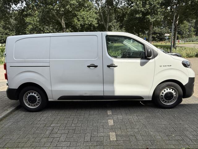 Toyota PROACE Electric Worker Standard Range Limited / BTW / Cruise / Navi /