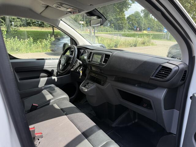 Toyota PROACE Electric Worker Standard Range Limited / BTW / Cruise / Navi /