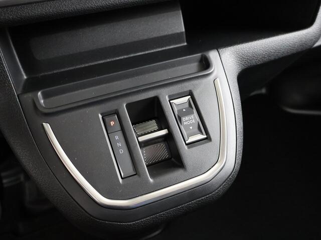 Toyota PROACE Worker 75kWh standaard laadvermogen Electric Navigator VOORRAADKORTING ¤12.500 - FL 2.9%