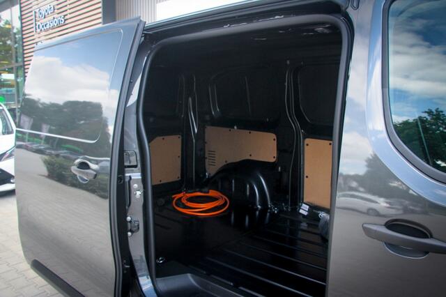 Toyota PROACE 75kWh Challenger | Metallic lak