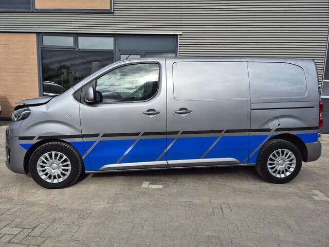 Toyota PROACE Worker 2.0 D-4D Prof 180pk automaat 2x schuifdeur 2500kg trekhaak camera voorschade 3-pers half leder pdc 120.000km l2h1