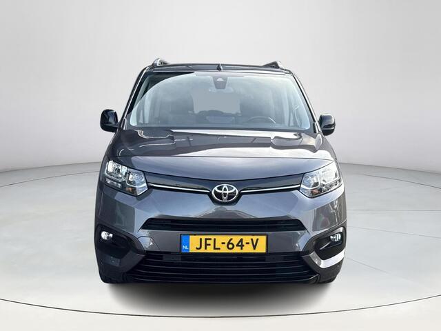 Toyota PROACE CITY Verso 1.2 Turbo Dynamic **NAVIGATIE/ PANORAMADAK/ STOELVERWARMING/ DODEHOEKDETECTIE/ 36 MAANDEN GARANTIE**