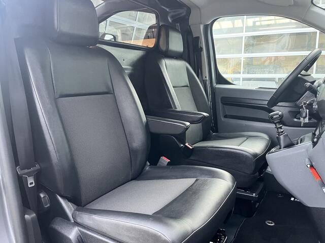 Toyota PROACE 1.5 BlueHDI Worker Marge BTW en BPM vrij!! Airco Cruise controle Navigatiesysteem 2-Persoons Parkeerhulp achter Apple carplay 1e eigenaar Euro 6 Bpm en Btw vrij voor particulier gebruik !!