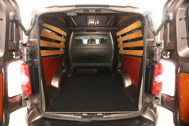 Toyota PROACE 2.0 D-4D L3H1 | DC | Airco | Cruise | Camera | 2xSchuifdeur | Navi | Trekh. | Parkeersens.