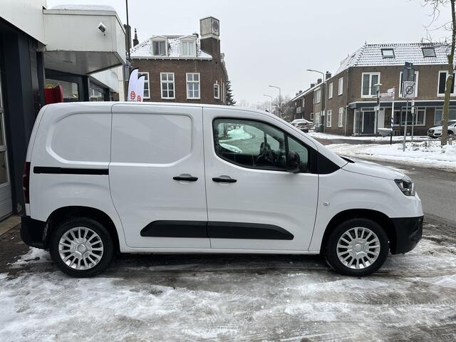Toyota PROACE CITY 1.2 Turbo Prof 3 Persoons/Carplay/Airco/Park.sen/Camera Eurorepar