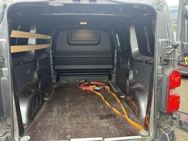 Toyota PROACE Electric Worker Standard Range Professional