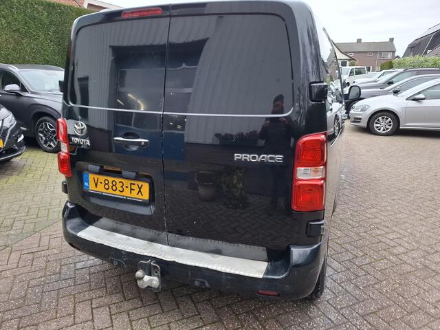 Toyota PROACE Worker 2.0 D-4D Professional CLIMAT/CRUISE/NAVI/PDC.A/TREKHAAK 122PK