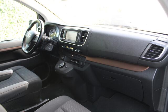 Toyota PROACE Worker 2.0 D-4D 130KW Dynamic Long DC Verso -- Automaatbak schokt -