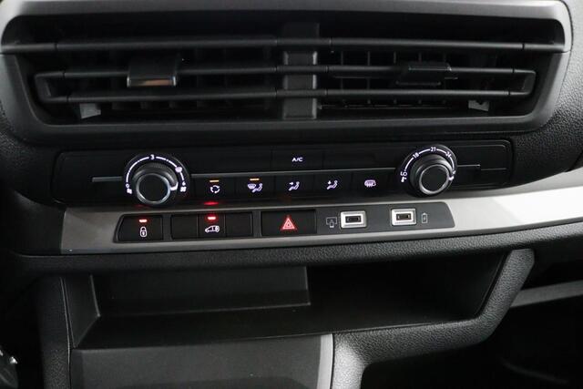 Toyota PROACE Worker 2.0 D-4D L1 Challenger Toyota PROACE Worker 2.0 D-4D Challenger | 10 jaar fabrieksgarantie |