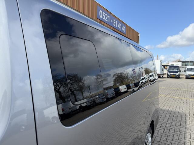 Toyota PROACE Shuttle 2.0 D-4D automaat Navigator Medium L3H1 / 9 persoons / euro 6 diesel / bpm vrij / vaste prijs rijklaar ¤ 19.950 incl btw / inclusief een nieuwe distributie riem / isofix !