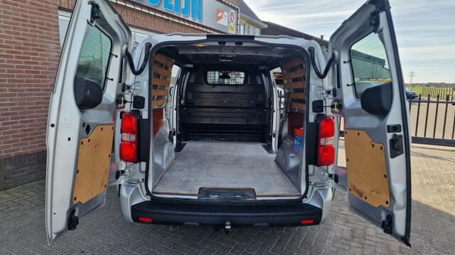 Toyota PROACE Worker 2.0 D-4D Prof. Long, Leder, 2x Schuifd, Navi
