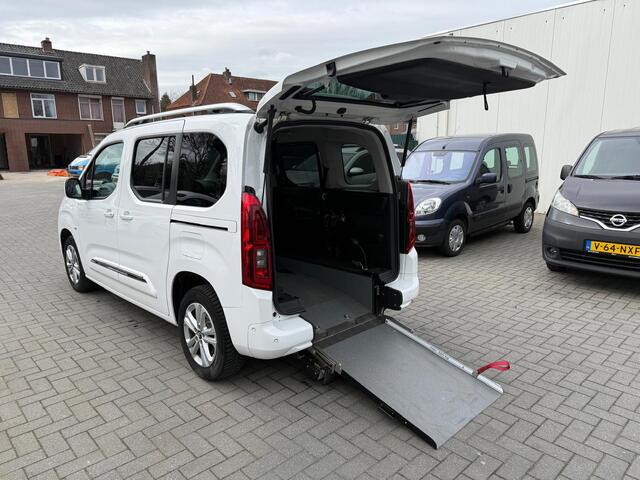 Toyota PROACE CITY Verso L1 Automaat - Rolstoelauto - Alle opties - Bodemverlaging - 1e Eigenaar - Rolstoelvervoer